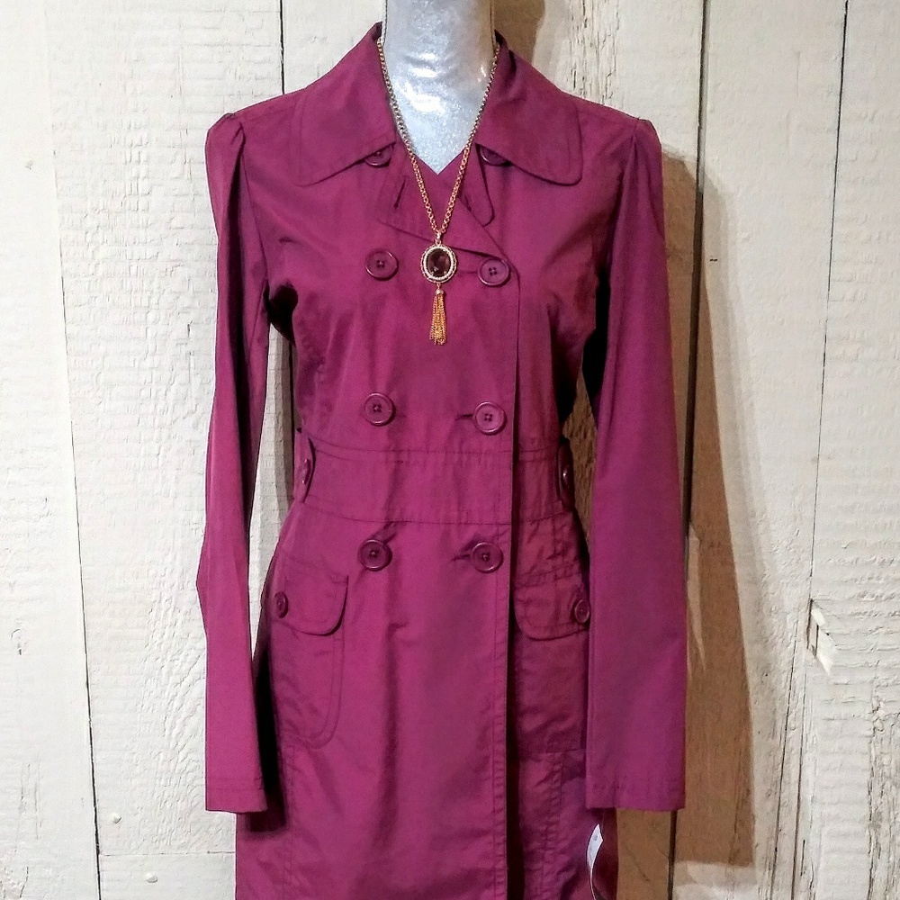 BNWT MAUVE Lightweight